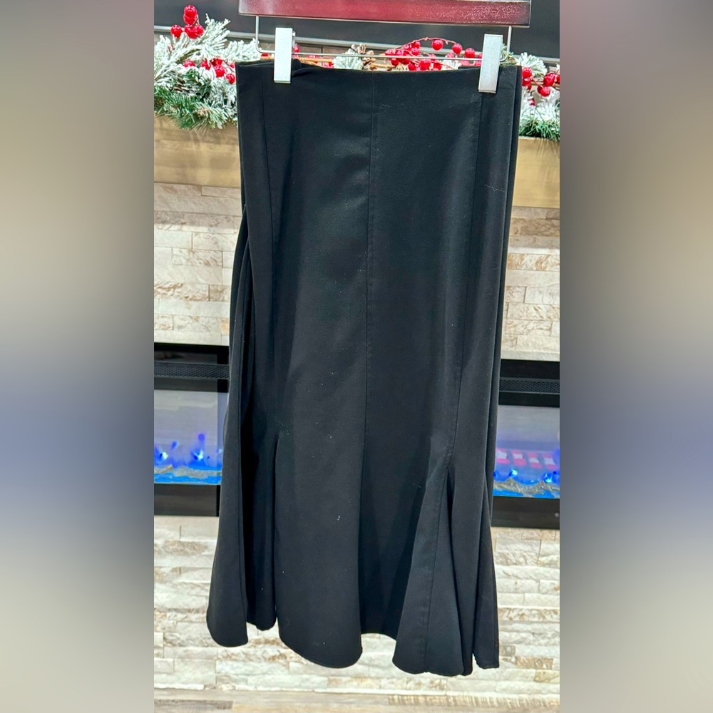 Women's Black Midi Skirt with Pleats